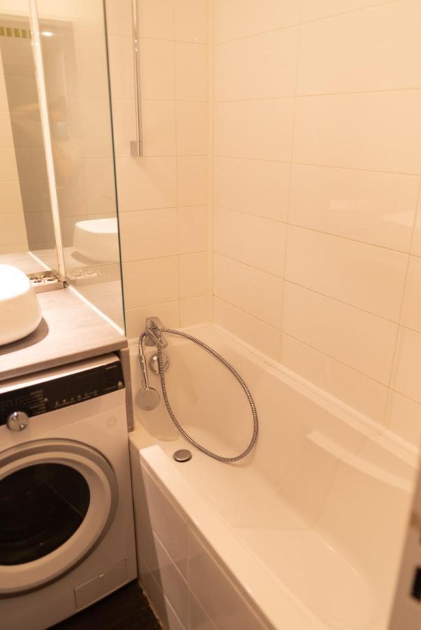 إسّي لي مولينو Confortable Apartment Near Porte De Versailles المظهر الخارجي الصورة
